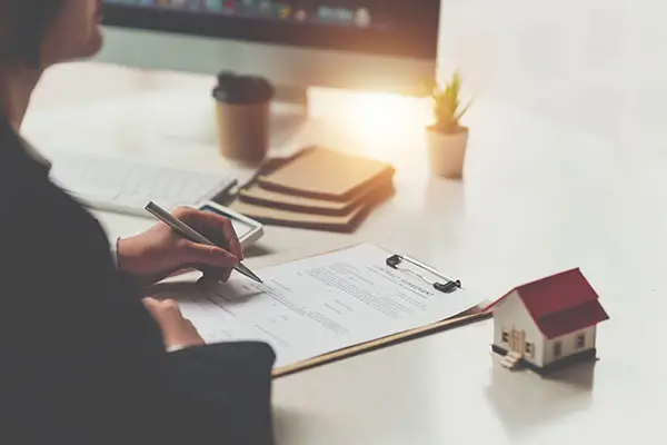 利兹大学丁佳敏简介